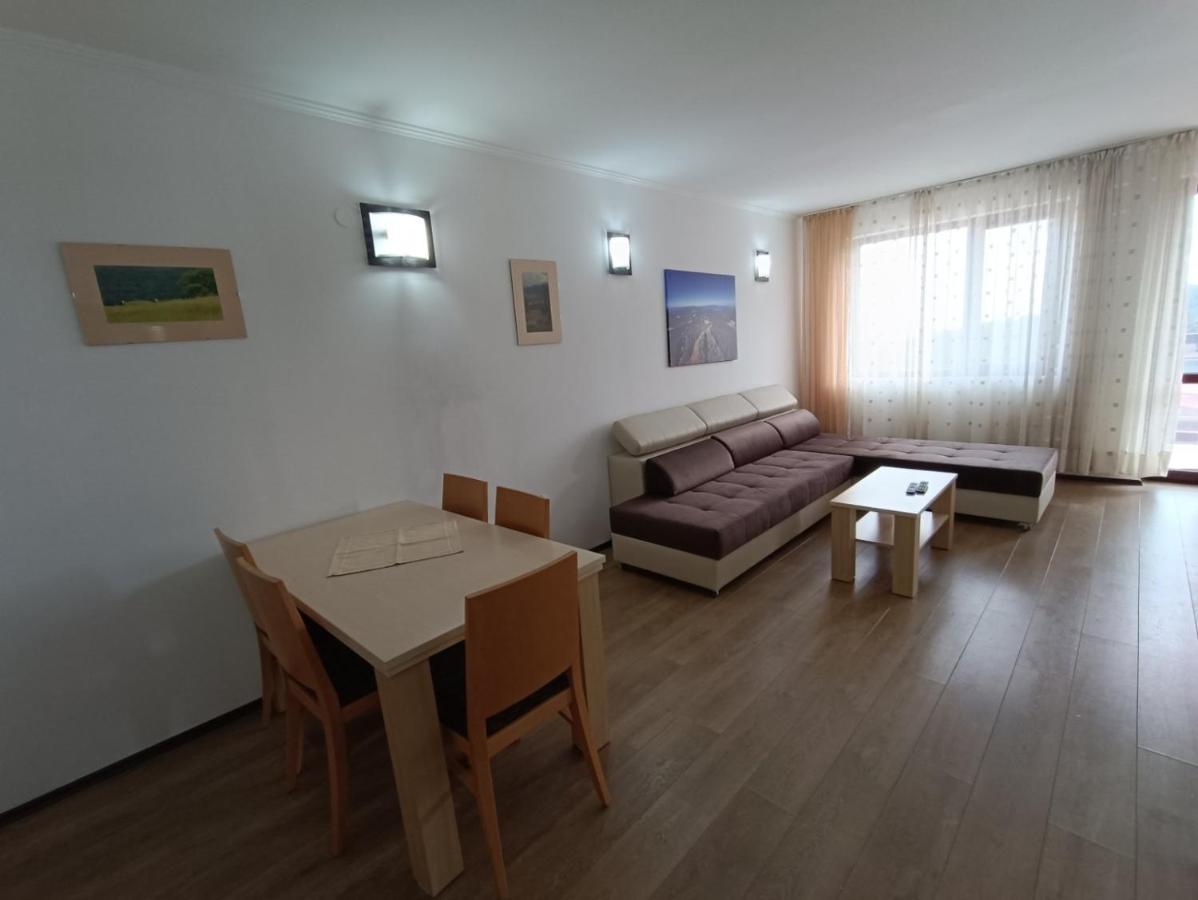 Viva 6 Apartment In Hotel Stenata Pamporovo Exterior foto